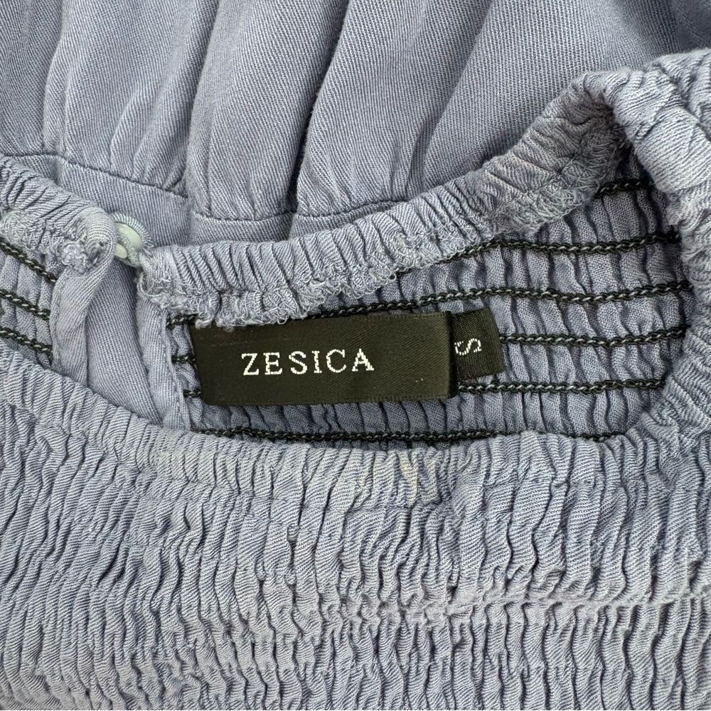 Zesica Ruffled Midi Dress in purple - Picture 2 of 10